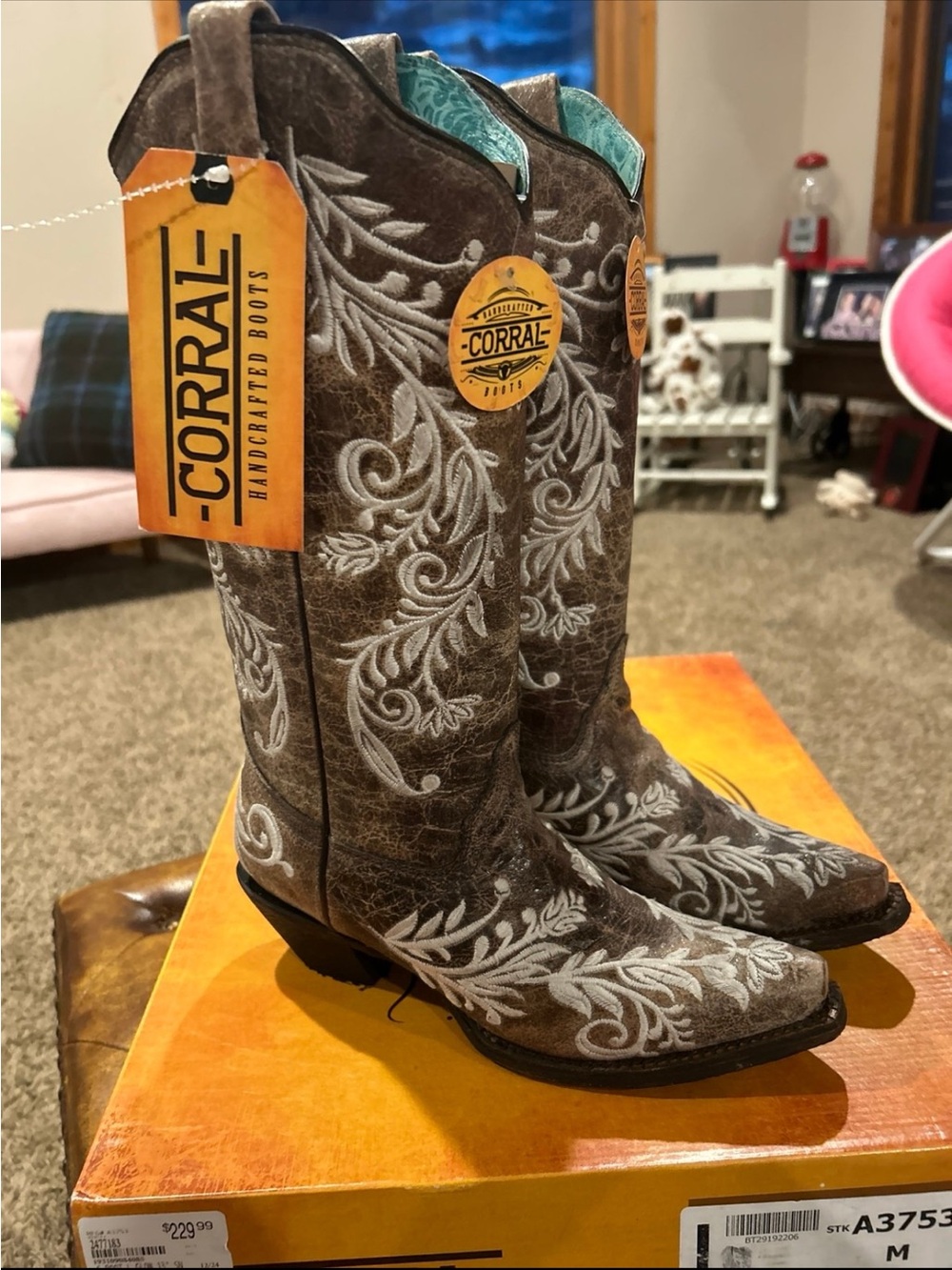 Corral Brown Western Boots with White Embroidered Accents and Turquoise Interior